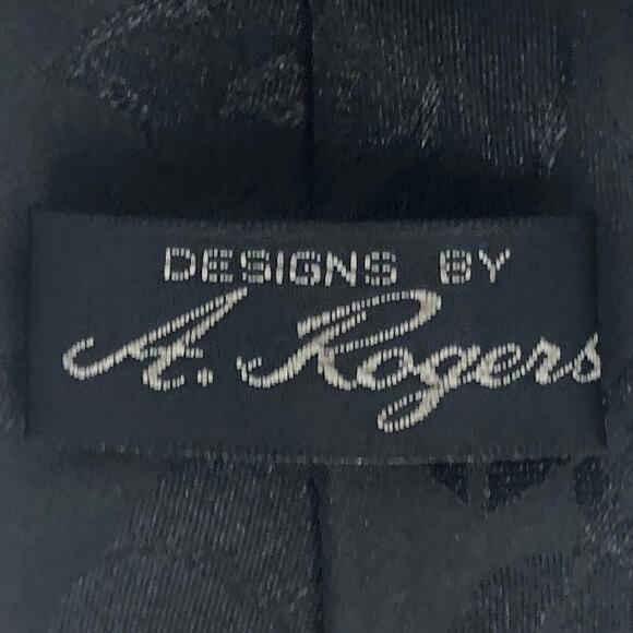 Real Estate Tie - Picture 5 of 5